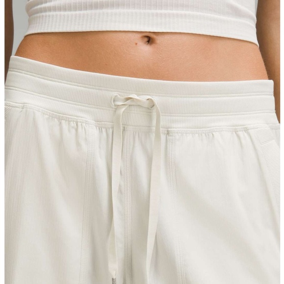 Lululemon Dance Studio Relaxed Fit Mid-Rise Cargo Pant in Bone Size Small - Picture 5 of 13
